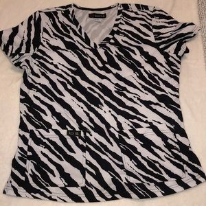 Medium koi scrub top